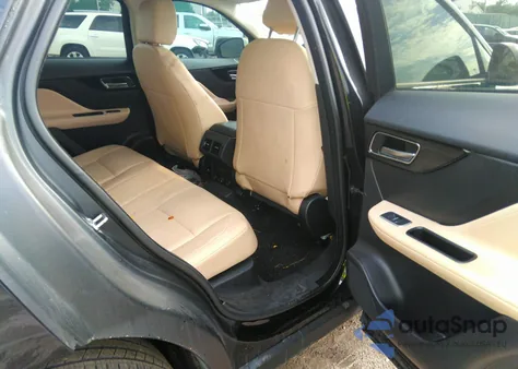 2017 Jaguar F-Pace 35T Premium из США, поврежденный, VIN SADCJ2BV2HA488568